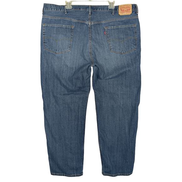 Levi's 550 Medium Blue Wash Jeans Size 46 x 32 Relaxed Straight - Picture 2 of 8